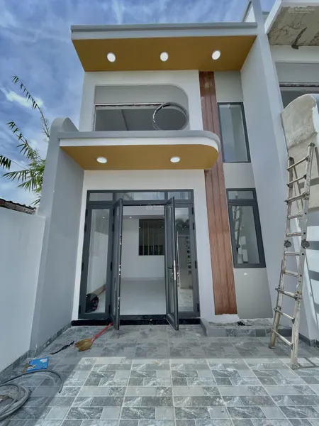 Trả trước 400 nhận nhà, Bán nhà gác lửng gần cầu Bạch Đằng 2, bến phà Uyên Hưng