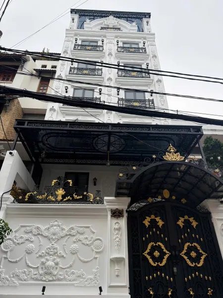 Bán nhà CHDV mặt tiền đường khu vực Gò Vấp