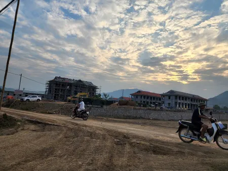 Gấp Chính chủ cần bán Gấp 100m full thổ cư ngay nhà văn hóa Tổ 4 Dân Chủ cực thoáng đẹp giá rẻ chỉ 1,5 tỷ Hòa Bình