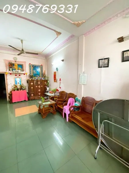 BÁN NHÀ 4 LẦU MẶT TIỀN CHỢ NHỊ THIÊN ĐƯỜNG