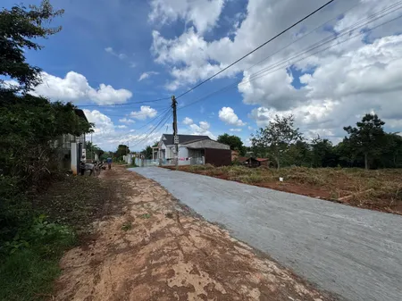 Bán đất 300m² giá 1.65 tỷ Phường Buôn Ma Thuột