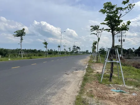 Bán 1445m2 đất Mặt tiền Hùng Vương, LaGi view Biển 1245m2 thổ cư giá rẻ nhất