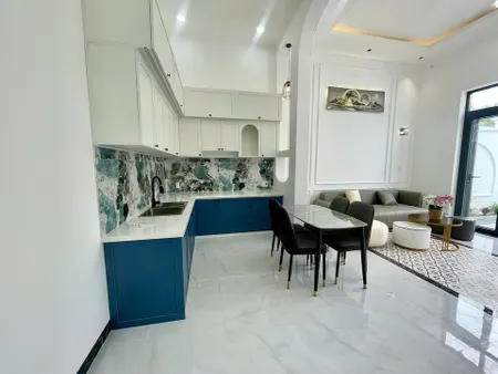 BÁN NHÀ TÂN CỔ ĐIỂN MỸ PHONG, GẦN CHỢ MỸ PHONG GIÁ 1ty530.