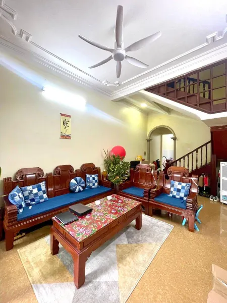 Bán nhà mặt phố Hàng Bè, 140m2, 5 tầng, mặt tiền 3.5m, 82.5 tỷ, vỉa hè, kinh doanh đỉnh