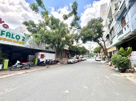 Bán lô góc siêu đẹp 18x25 = 450m2 KDC D2D, vị trí kinh doanh, giá 50 tỷ