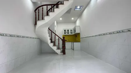 Nhà 21m2, 2PN 2WC, Trệt lầu, phòng khách, bếp, sân, Tô Ngọc Vân Q.12
