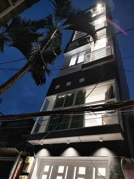 Nhà phố xinh rẻ 3 x 13m 1 trệt 5 lầu Trần Quang Khải 1 TP.HCM