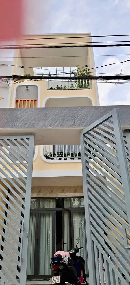 BÁN NHÀ 2 LẦU PHÚ TÂN - THỦ DẦU MỘT GẦN SIÊU THỊ AEON MỚI