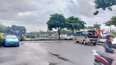 Sổ đẹp như tờ a4, phố nguyễn văn linh 92m2, mặt tiền rộng ,ô tô tránh, thông với nguyễn lam