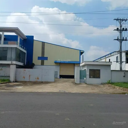 Cần bán nhà xưởng 5200m2 giá 100tỷ tl