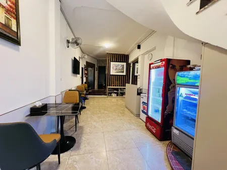 Bán nhà Mặt phố Thanh Nhàn 76m² ngang 3.3m giá 43.8 tỷ Phường Bạch Mai (LH: Zalo 0862299066)