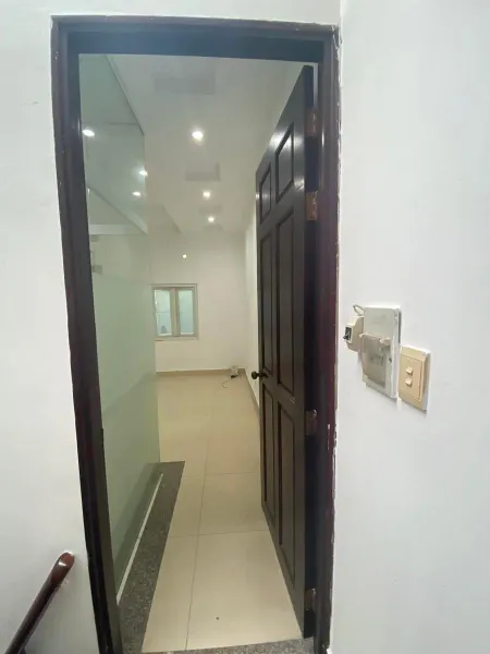 Phòng trọ Lê Văn Sỹ hẻm 2 xe hơi