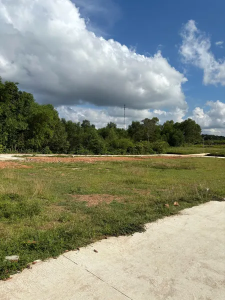 ĐẤT F0 GIÁ ĐẦU TƯ TẠI ĐƯỜNG DẠ LÊ,TP HUẾ, ĐẤT CỰC ĐẸP, ĐÃ CÓ SỔ SẴN Gần cây xăng 3 sao - Trung tâm sát hoạch lái xe