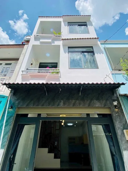 Bán nhà khu người Hàn 68m2 ở Nguyễn Minh Hoàng P12 Tân Bình giá 3tỷ090tr. SHR