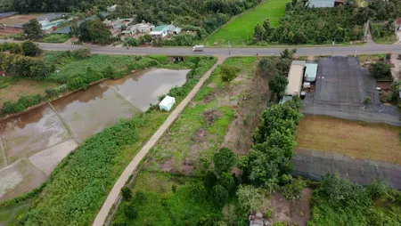Bán đất 400m² ngang 10m giá 1.2 tỷ Xã Ia Khươl 3 lô liền kề