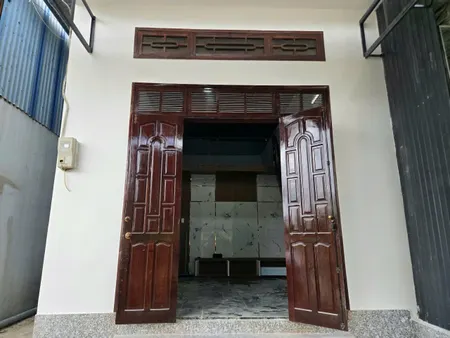 NHÀ ĐẸP CÁCH MẶT TIỀN LÝ THÁI TỔ CHỈ 100M – VỊ TRÍ TRUNG TÂM, Ở NGAY!