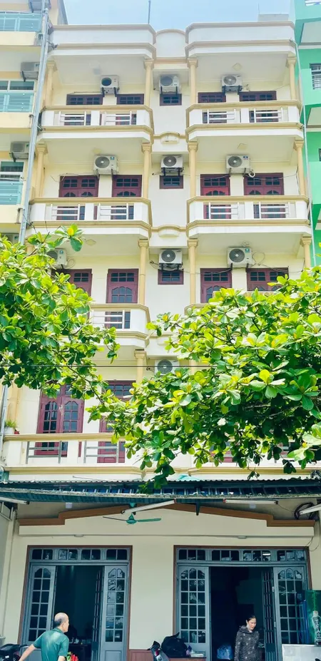 Bán khách sạn Sầm Sơn Mặt đường Hồ Xuân Hương