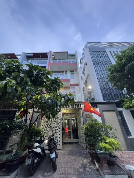 Bán nhà mặt tiền đường số 25A, P10, Q6