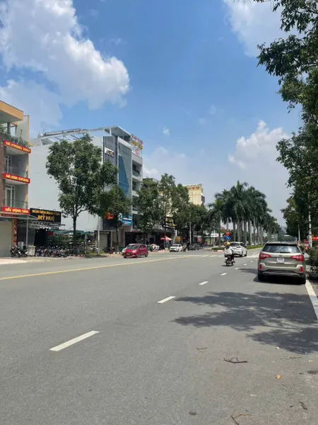 BDS HVL [T925] BÁN NHÀ 2MT GS1 DĨ AN 120m2 CHỈ 16 tỷ