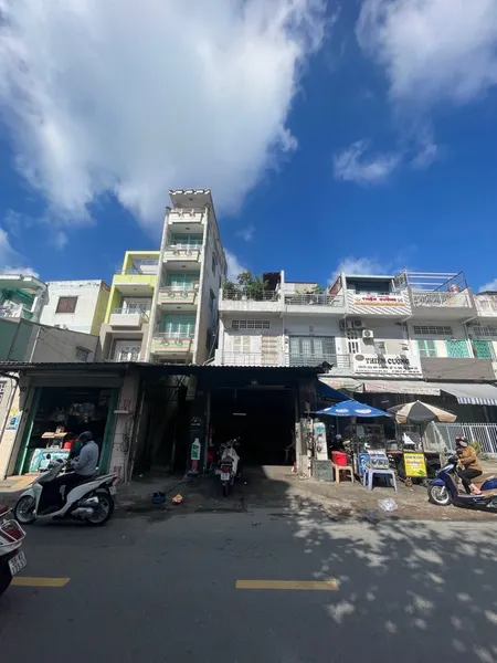 Nhà mặt tiền Phạm Phú Thứ, Q6
