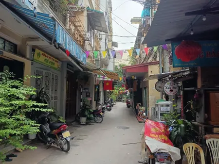 Nhà TT 2T gần Chợ Giời, quận HBT hiếm - gần trung tâm nên gì cũng có, nhỉnh 2 tỷ
