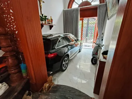 TRƯỜNG CHINH - HẺM 6M THÔNG P14 TÂN BÌNH - 5 TẦNG BTCT MỚI ĐẸP - CÓ THANG MÁY - TẶNG NỘI THẤT