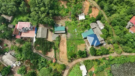 Bán đất chính chủ thôn bằng y ba vì rộng 700m2 mặt tiền 8,7m sẵn nhà ở luôn