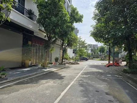 Bán đất giãn dân phương vỹ , phường vũ ninh, tp bắc ninh . dt 79m2 + mt 5,2m