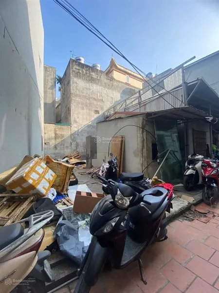 Chính chủ cần bán mảnh đất 80m2 mt 7m tại ngọc thuỵ long biên. 10m ra oto giá êm