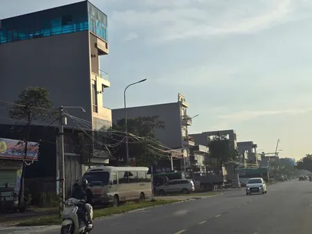 Bán 90m đất đông xá đông phong yên phong. Mặt đường 286. Có sẵn kho xưởng. Xã yên phong bắc ninh