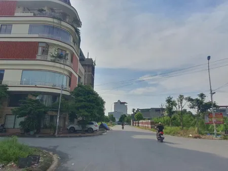 Bán 85m đất giãn dân khu 5 đại phúc. Lô góc dãy CL23. Trục chính đường 22m. Nhìn chếch vườn hoa và trường học. Phường võ cường bắc ninh