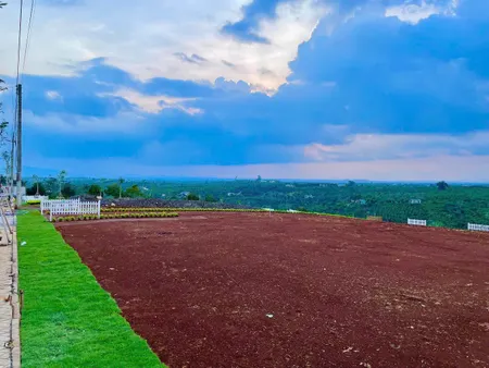 Bán gấp đất 2 mặt tiền tại di linh gần ngay cao tốc, siêu tiềm năng, view rất chill