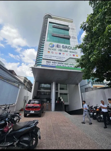 Cho thuê Toà nhà góc 2MT 97 - 99 Đỗ Xuân Hợp, Phường Phước Long B, Quận 9