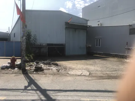 Cho thuê kho xưởng 1000m2 Thạnh Lộc, ngã tư Ga Quận 12