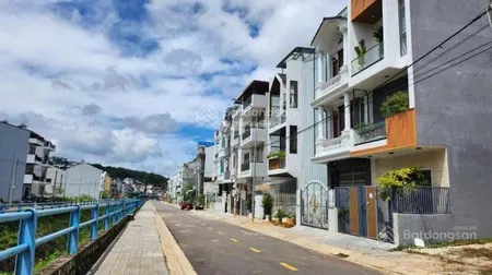 Đất mặt tiền trung tâm đà lạt, gần hồ xuân hương, diện tích rộng, kinh doanh đỉnh