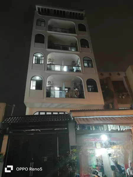 Bán nhà Mặt tiền Nguyễn Oanh 120m², 6 tầng, thu nhập 70 triệu, giá 18.5 tỷ