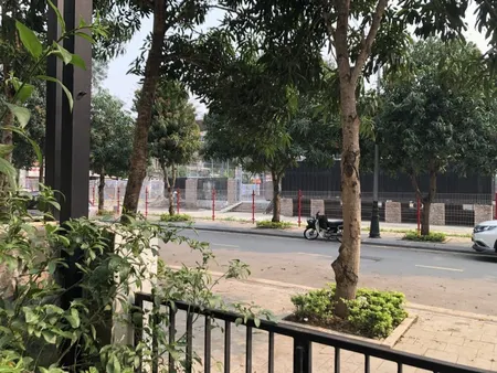 Bán nhà Bình Minh Garden – Đức Giang – 80m² – 18.7 tỷ – Thang máy xịn!