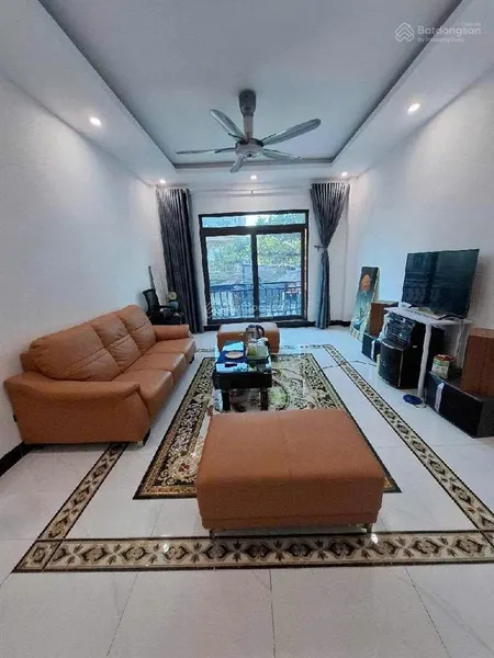 Bích hòa thanh oai 5 tầng thang máy xe công quay đầu trước cửa vừa ở vừa kinh doanh