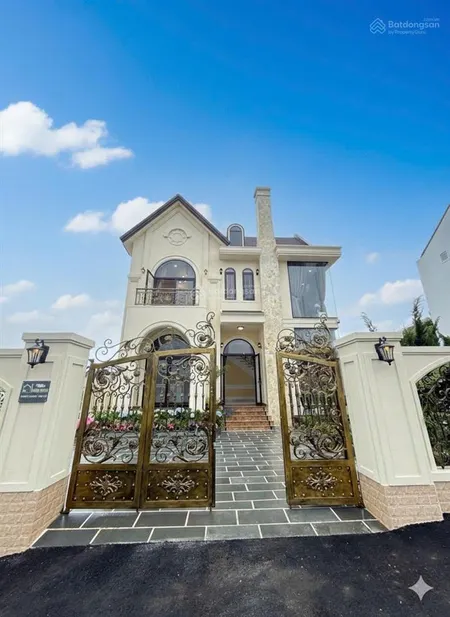 Biệt thự sân vườn châu âu giữa lòng đà lạt mặt tiền đường phước thành, 220m², giá 11 tỷ