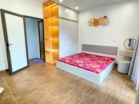 Nhà đẹp tây hồ cần bán 44m2x4 ngủ nở hậu ô tô đỗ cửa gần phố ngõ thông các ngả 8.7 tỷ