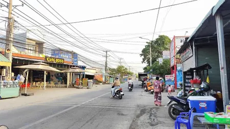 Bán mặt tiền. 1116m2 ngang 21m. góc 2 mặt tiền giá chỉ 15tỷ. đường trảng bom đồi 61, ngay kcn bàu