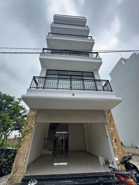 Bán nhà mặt phố vương thừa vũ, thanh xuân. 70m2 x8 tầng. giá 49,5 tỷ. 0983 237 ***