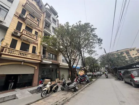 Bán gấp nhà khu đô thị đền lừ 60m2 mặt tiền mặt tiền 5,5m vị trí đẹp kinh doanh sầm uất. giá 22.5tỷ