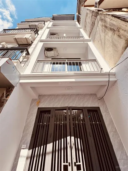 Phân lô phố đại đồng 38m2 5 tầng mới đẹp, đầy đủ nội thất. ngõ thoáng sát ô tô, giá 6.7 tỷ