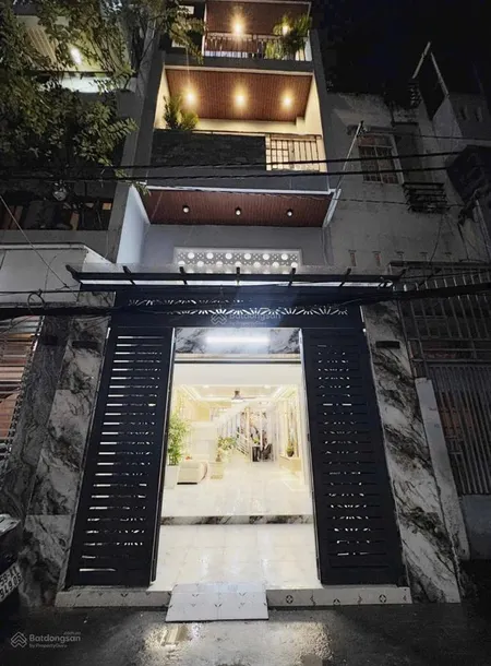 Chỉ 12 tỷ nhà mt đường số 3 q6 4x20 4 tầng