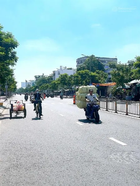 Mặt tiền kdlý chiêu hoàngnhà củ 100m2(4x25)giá 16.3 tỷ