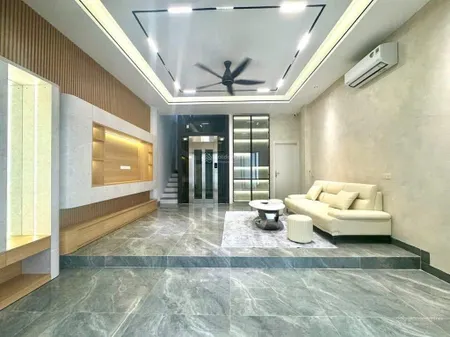 Siêu phẩm phố tôn đức thắng, thang máy, gần mặt phố, ô tô đỗ cổng, dt 42m2 x 6t, mt 4.5m