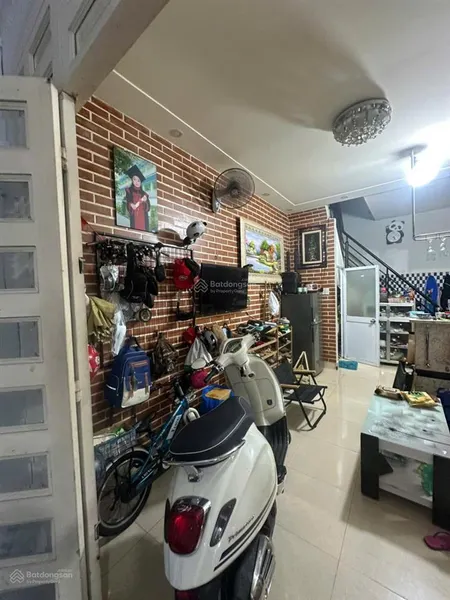 Giảm 300 triệu bán gấp nhà quang trung