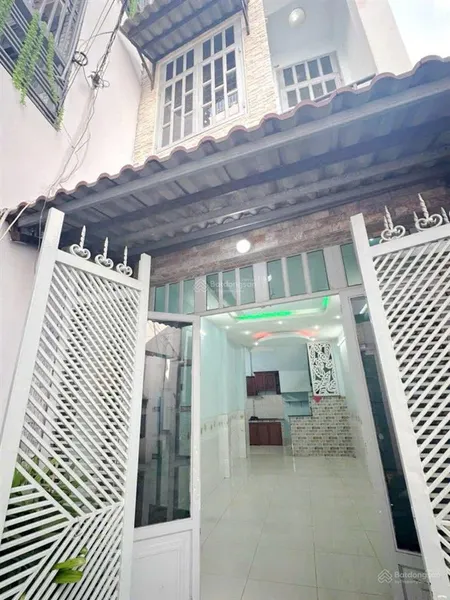 Bán nhà 3 tầng đúc đường quang trung p10 gv