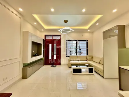 Nhà đẹp thanh nhàn trung tâm hai bà trưng giá chỉ 7,3 tỷ căn nhà 5 tầng 3 ngủ đủ c